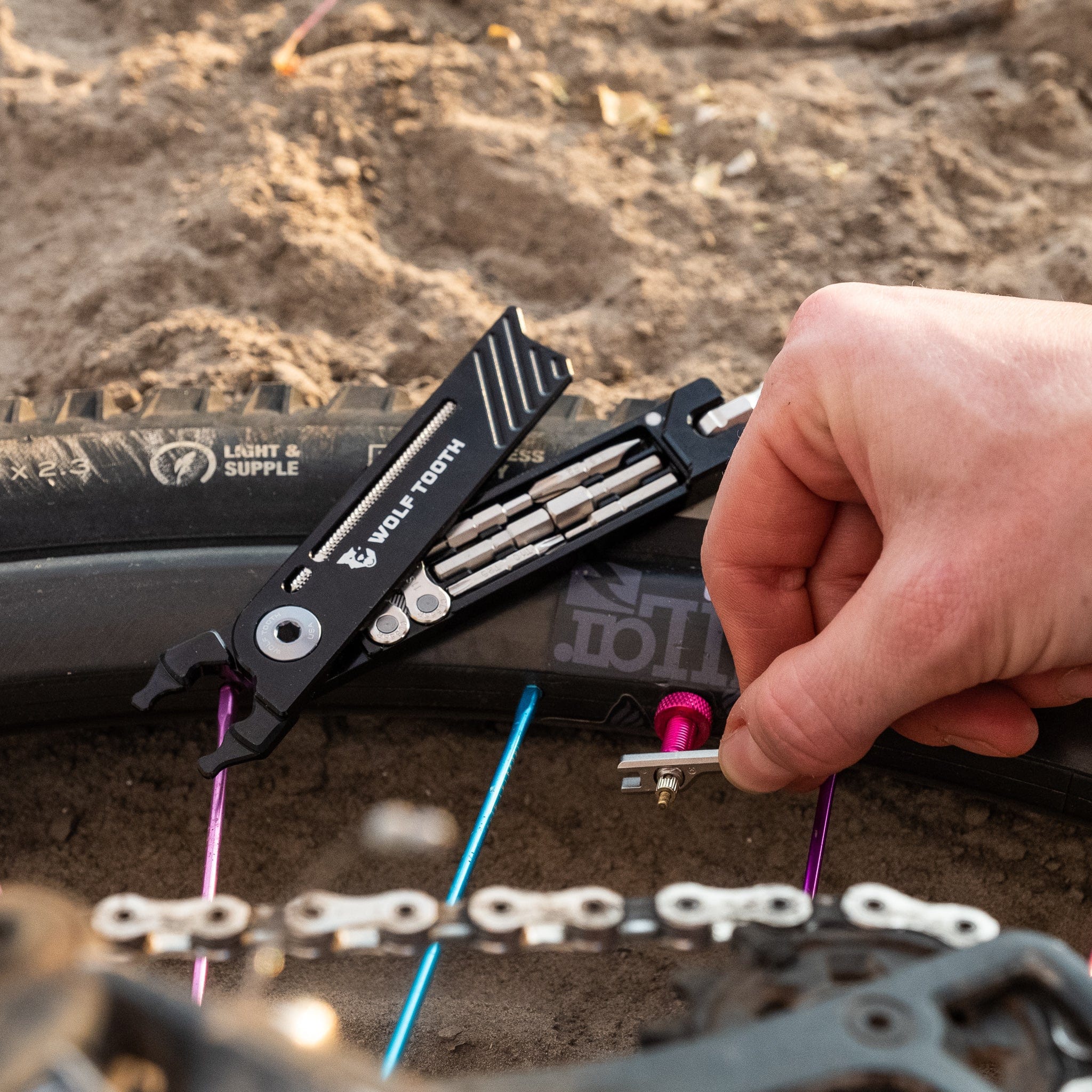 8-Bit Pack Pliers - Image 10