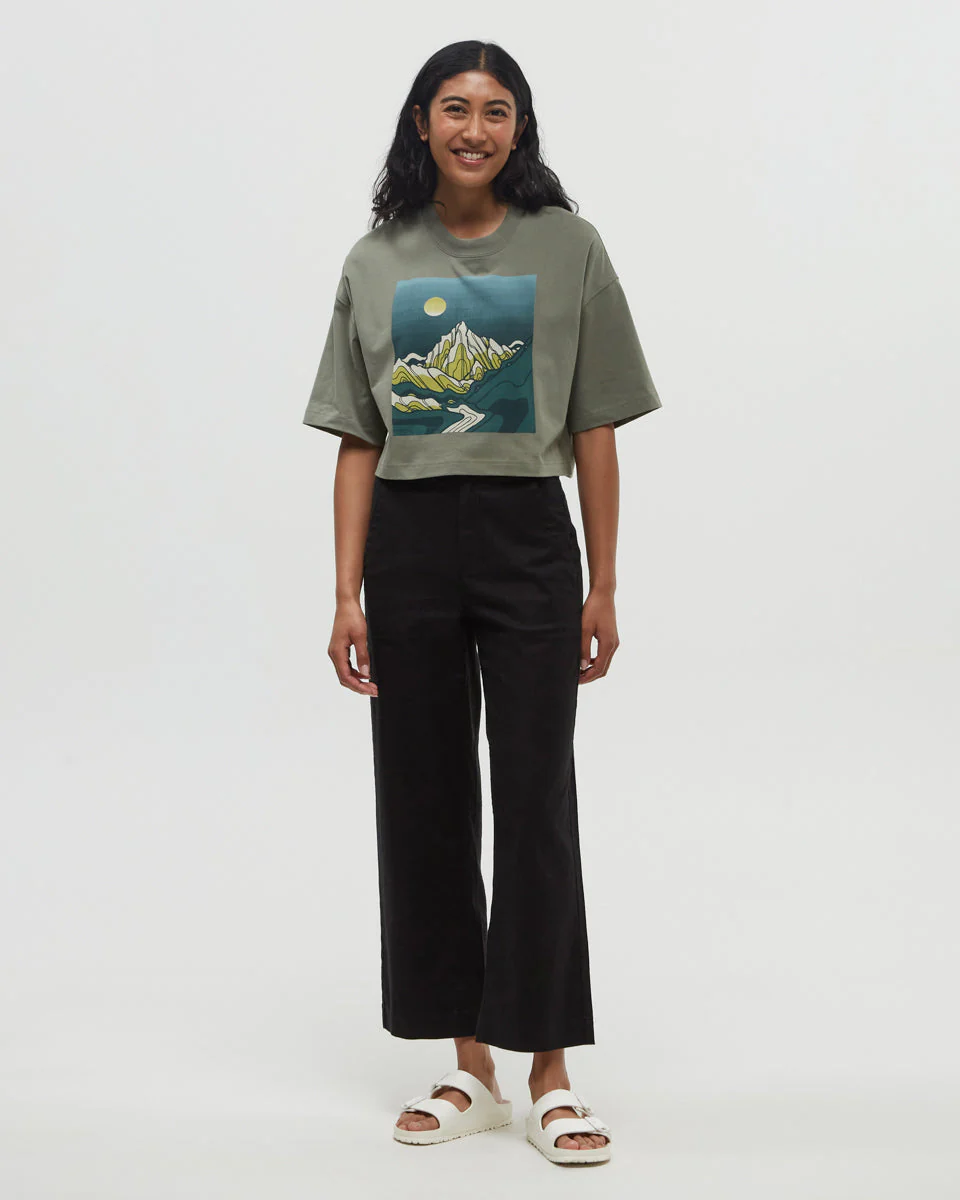 Emerald Edge Oversized Crop T-Shirt - Image 2