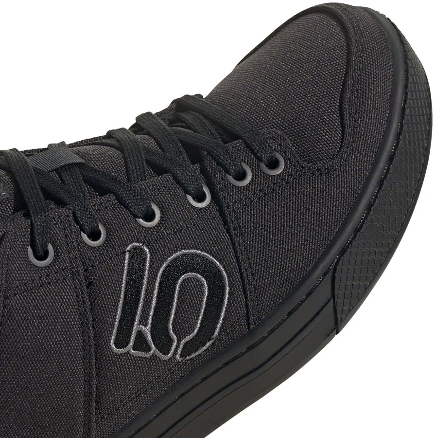 Five Ten Freerider Canvas Flat Shoes - Mens Core BLK/DGH Solid Gray/Gray Five 9 - Image 4