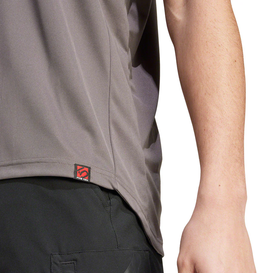 Five Ten TrailX T-Shirt - Charcoal Mens Small - Image 3