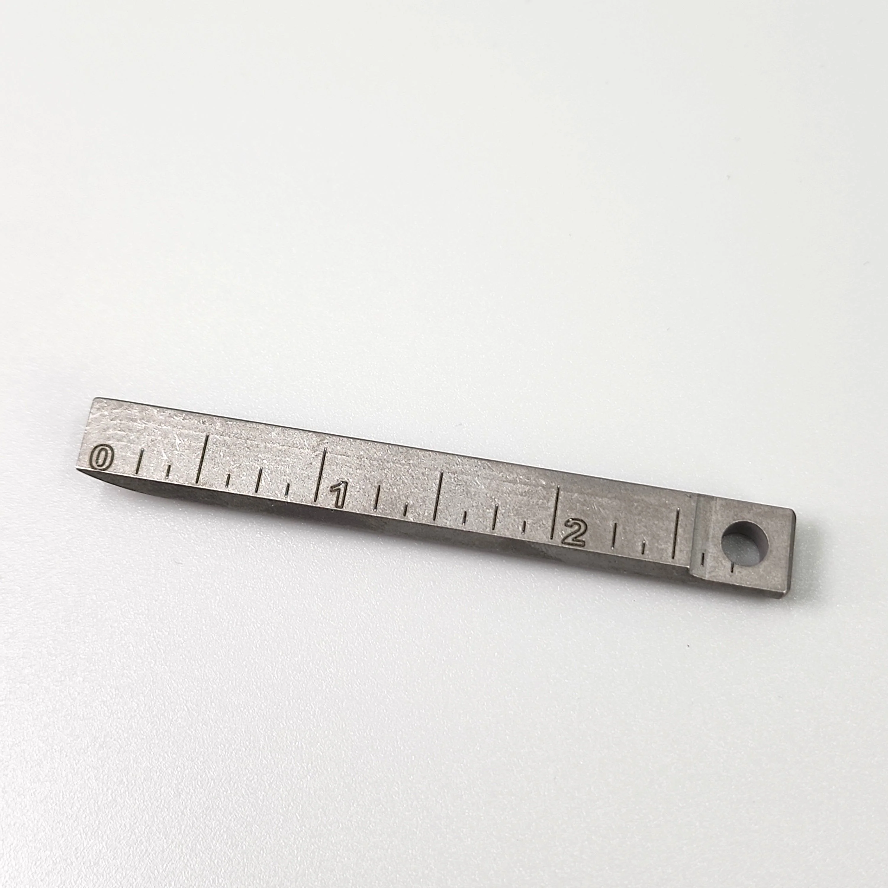 Keychain Pry Bar Titanium by Apex Giant - Image 2