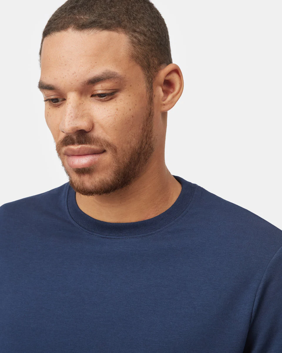 Lounge Shirt Tail Hem Crew - Image 4