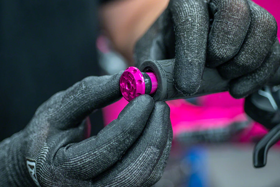 Muc-Off Stealth Tubeless Puncture Plugs Tire Repair Kit - Bar-End Mount Blue Pair - Image 4