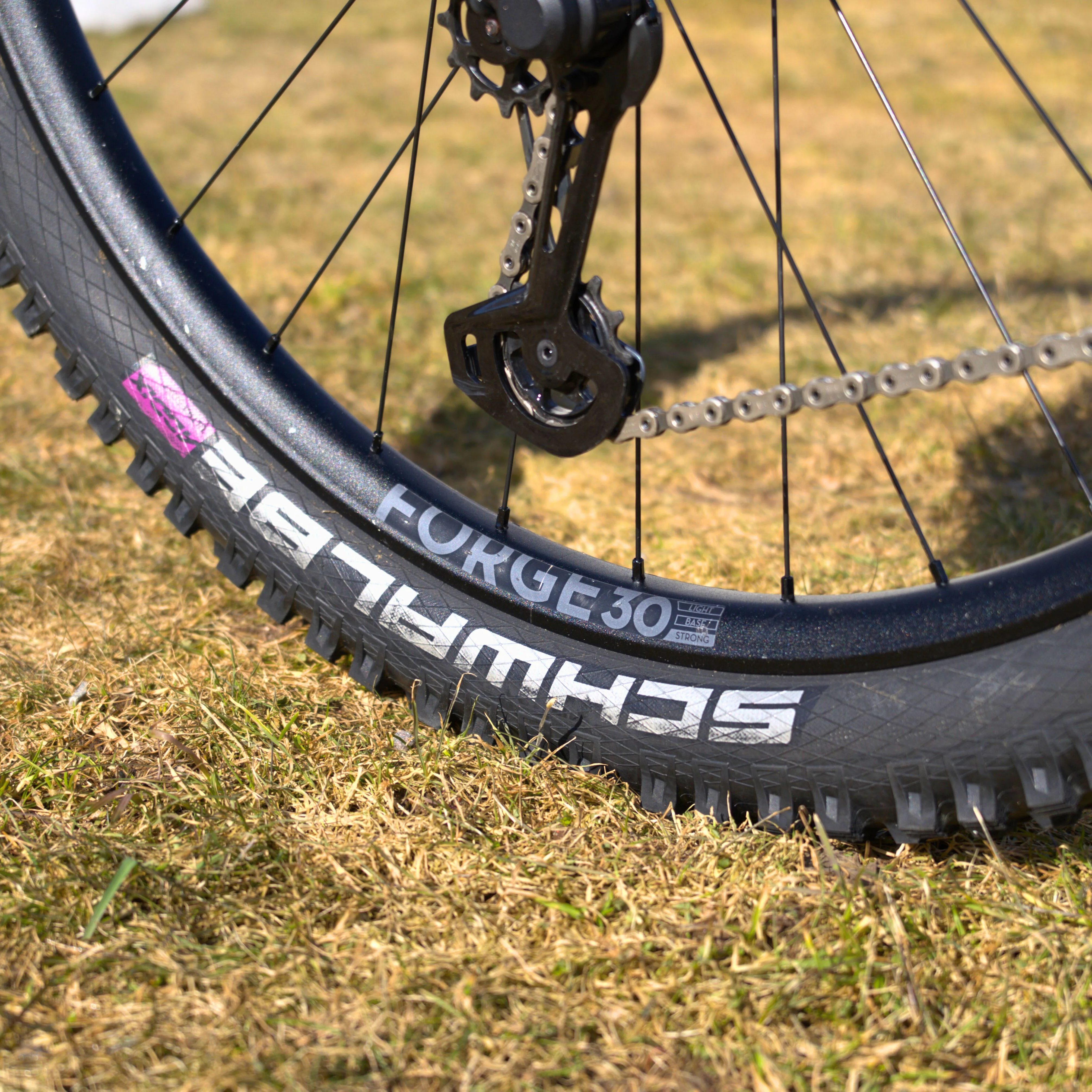 NEWMEN - Wheel (Front) - Forge 30 DH | Downhill - [D] - Image 4