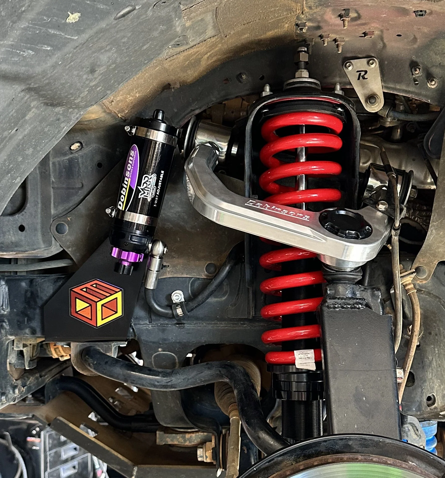 OEO Front Reservior Mounts for Dobinsons MRR - 4Runner/FJ Cruiser/Tacoma/GX470 - Image 2
