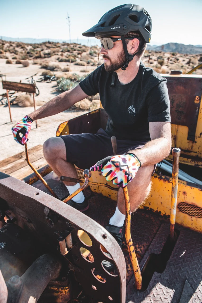 Ridgeline Gloves - Tie Dye - Image 6
