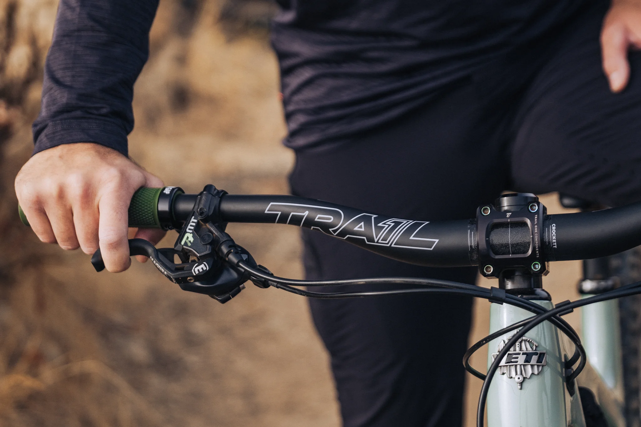 The Crockett Carbon Handlebar - Image 3