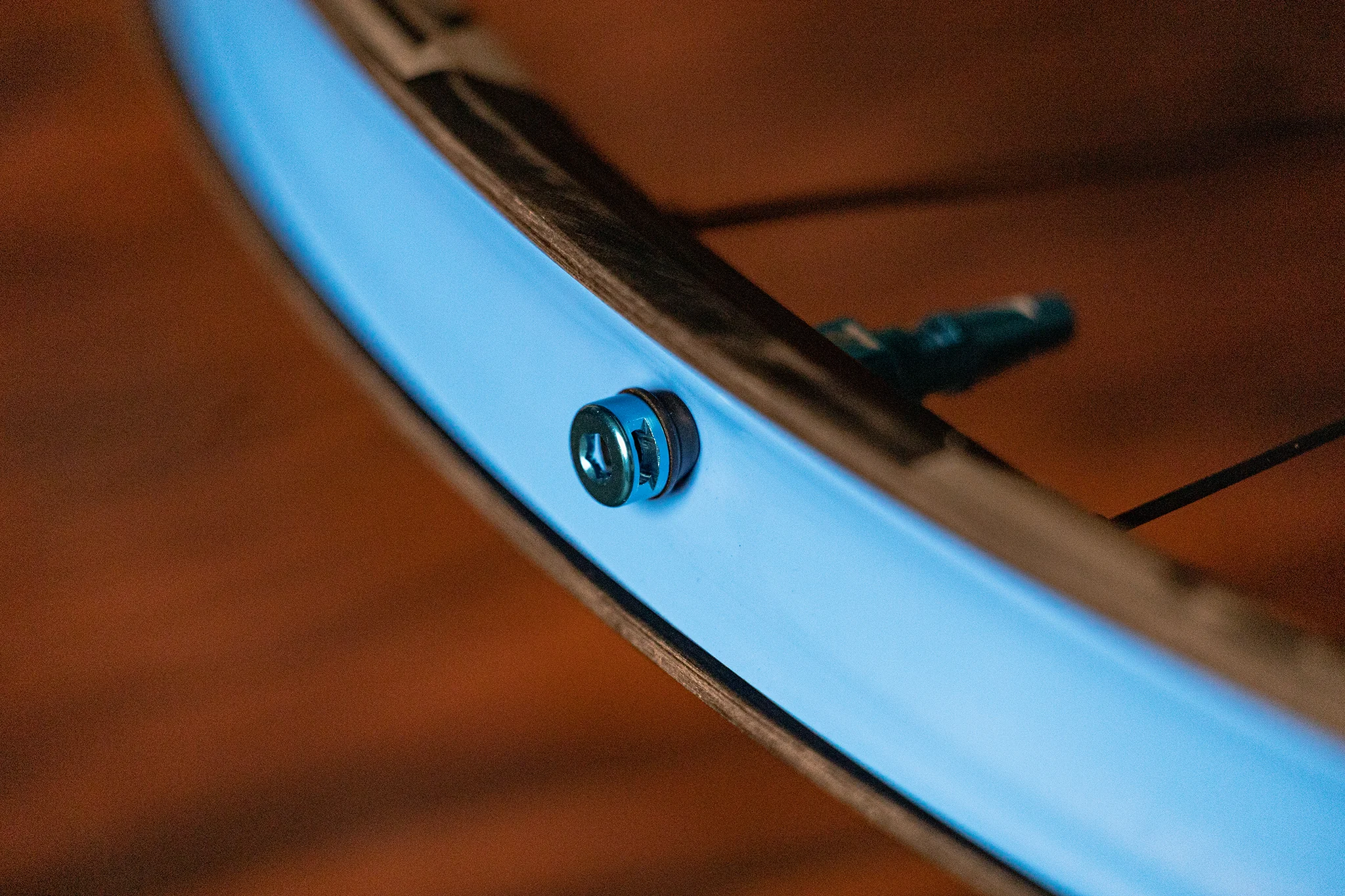 The Trail One Tubeless Valve Stems - Image 6