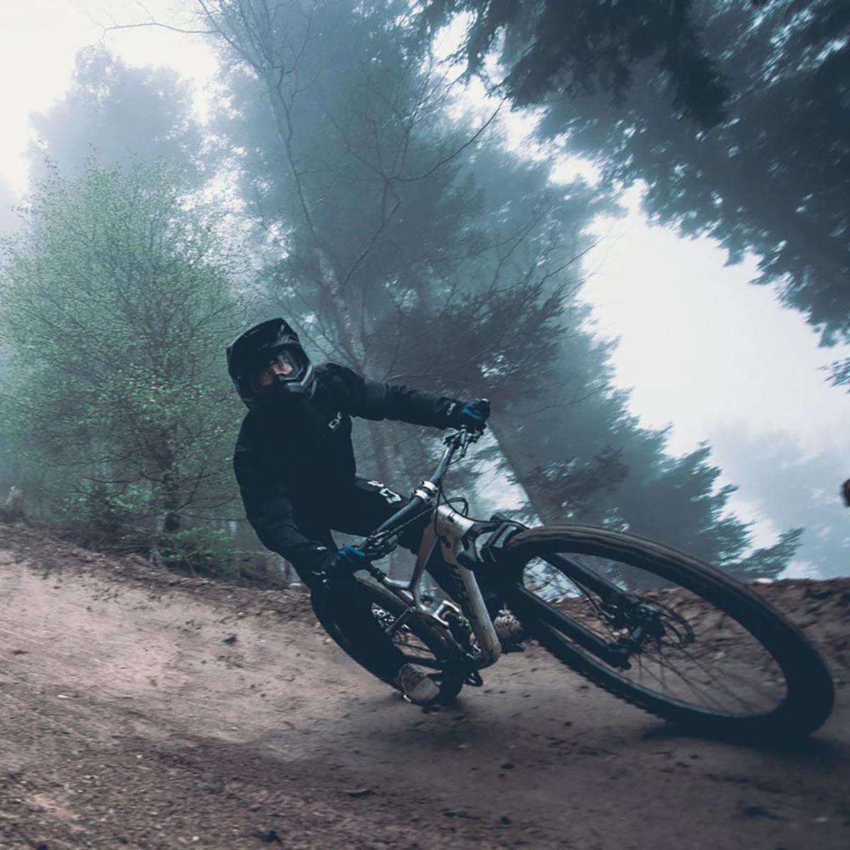 TSG - Sentinel Helmet - Full Face Downhill MTB - Image 17