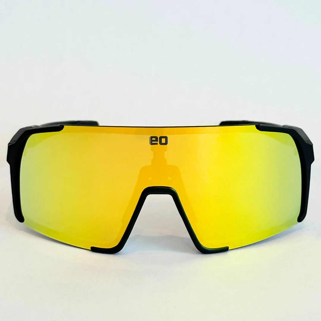 Uno Mas Photochromic+ - Image 13