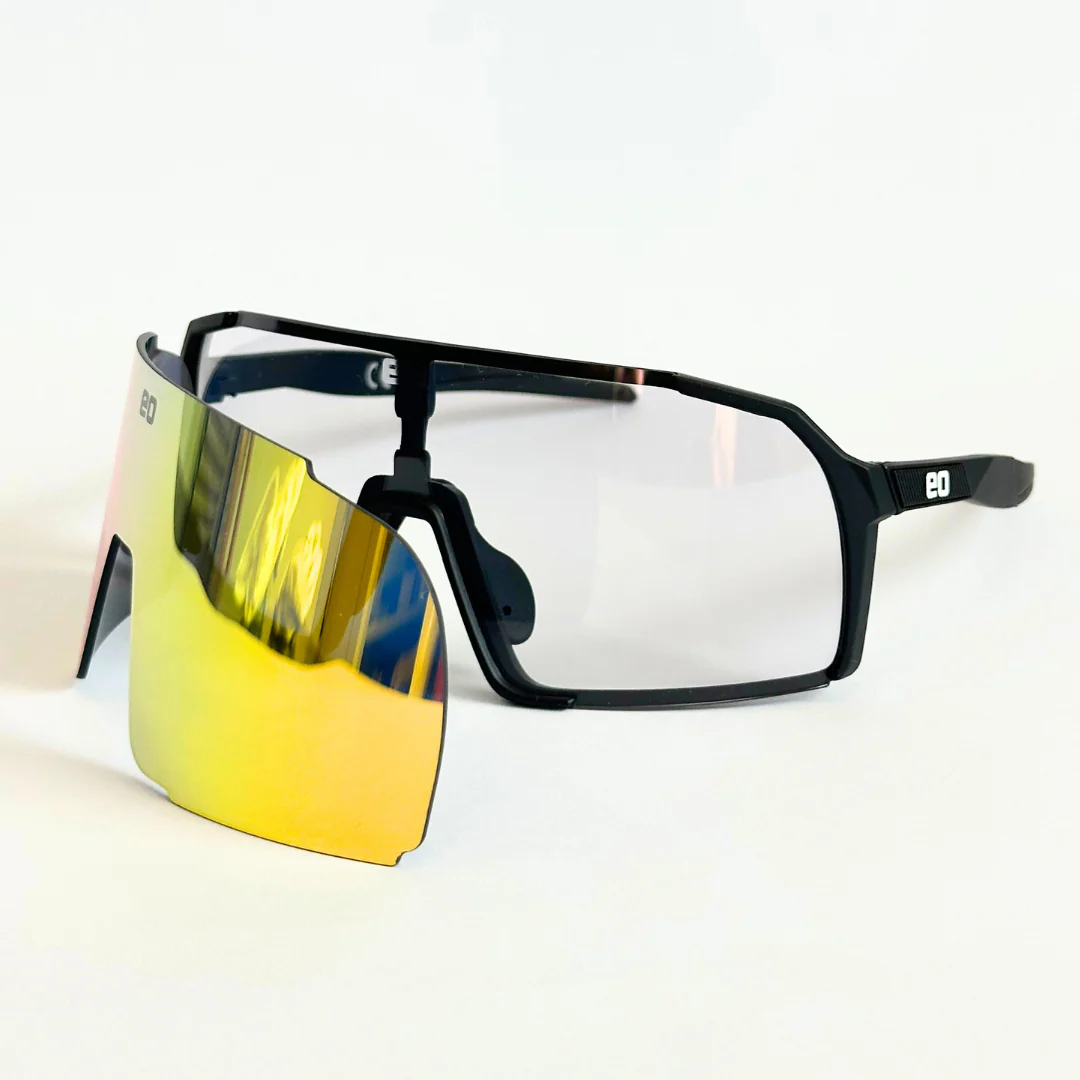 Uno Mas Photochromic+ | Small / Youth - Image 5