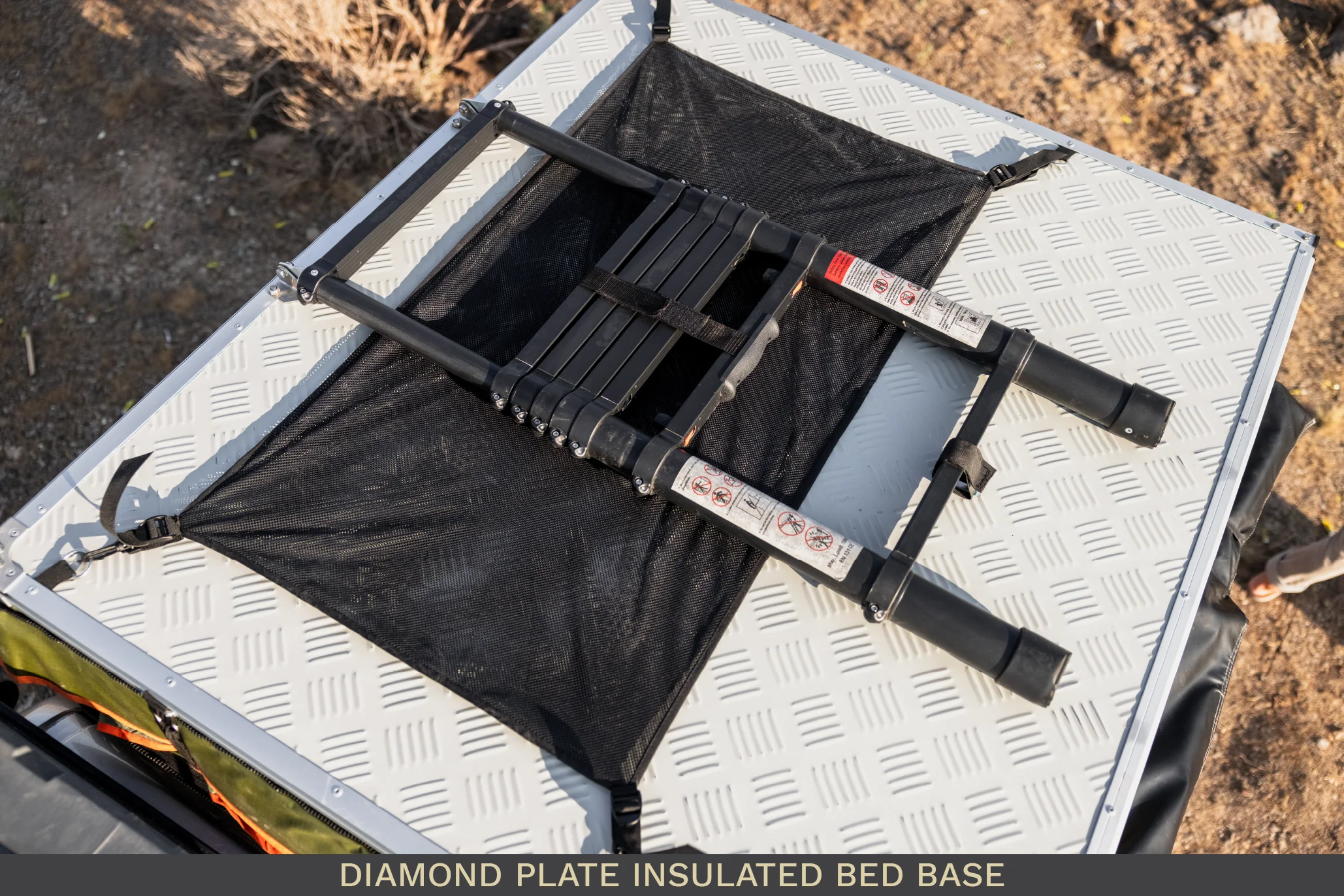 V1 - The Vagabond Rooftop Tent - Image 11